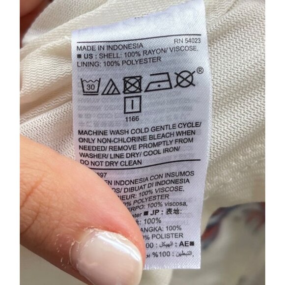 Old Navy Floral Summer Fit and Flare Dress Sz M Swing Pleated Feminine Colorful - Picture 7 of 8